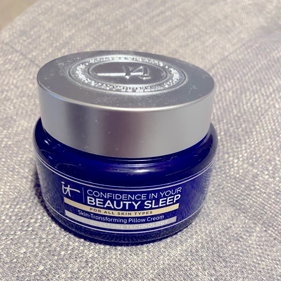 It Cosmetics Confidence In Your Beauty Sleep - Picture 1 of 2